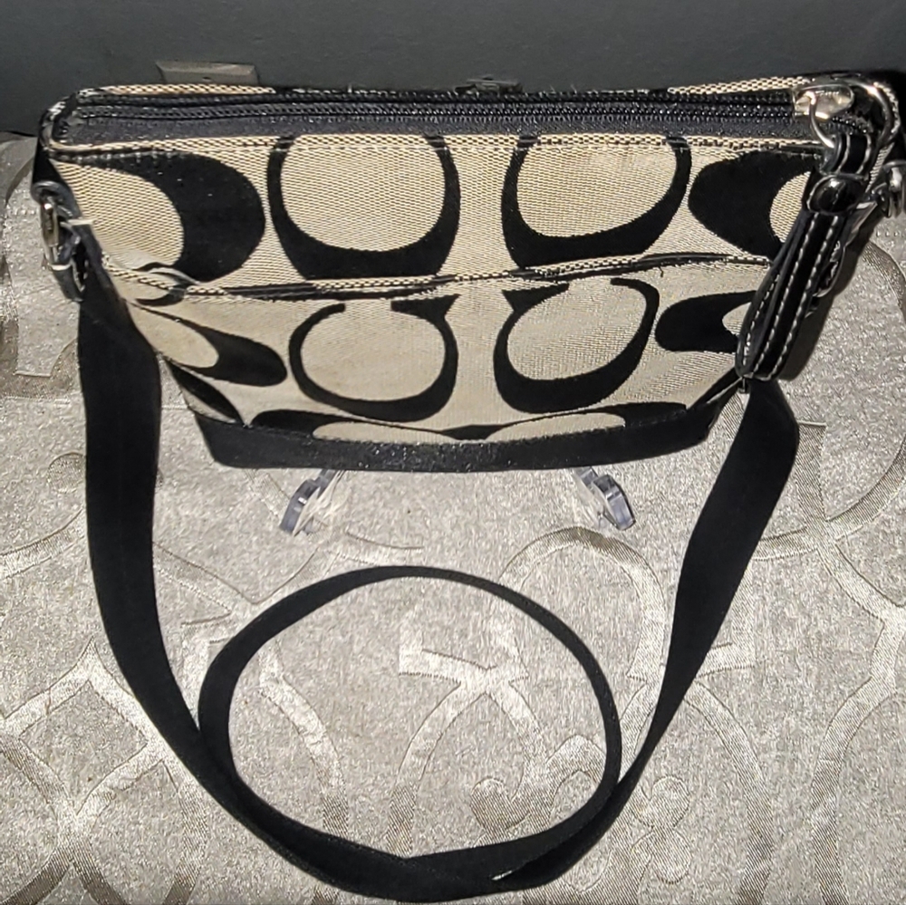 Coach Black and Tan Crossbody Bag - Picture 4 of 10